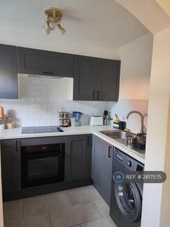 2 bedroom flat to rent, Kipling Drive, London, SW19