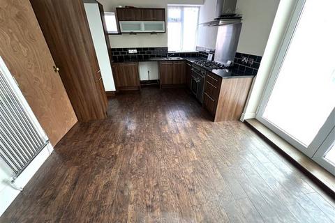 3 bedroom end of terrace house for sale, Chatsworth Avenue, Portsmouth PO6