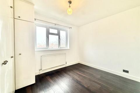 1 bedroom apartment to rent, Cambridge Close, Wembley NW10