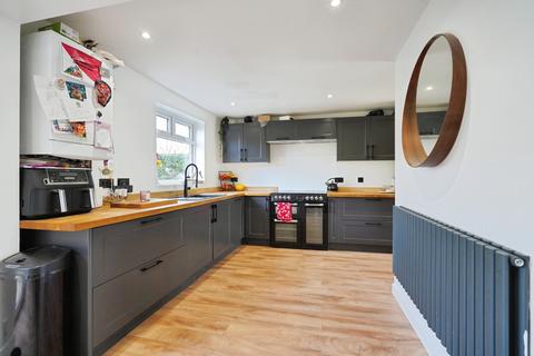 3 bedroom terraced house for sale, Sycamore Road, Stapenhill, Burton-on-Trent, DE15