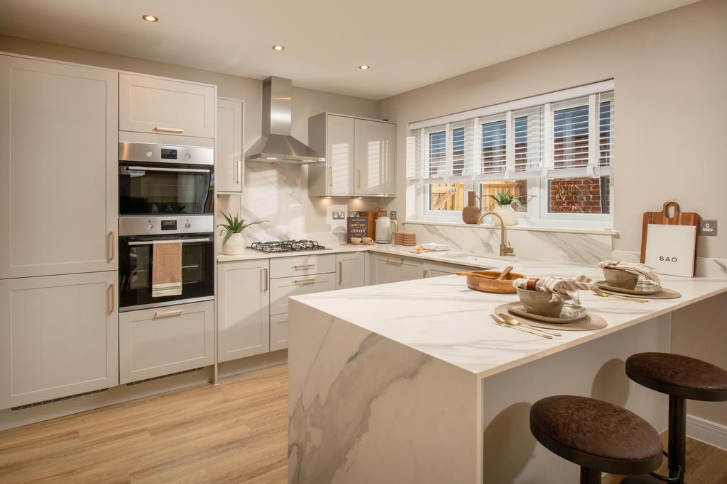 House in Lyneham - View 3