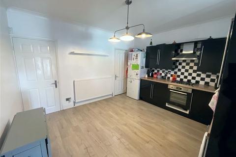 2 bedroom end of terrace house for sale, Eckington Road, Beighton, Sheffield, Sheffield, S20 1EQ