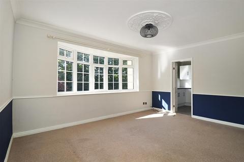 2 bedroom apartment for sale, Eskdale Drive, Timperley
