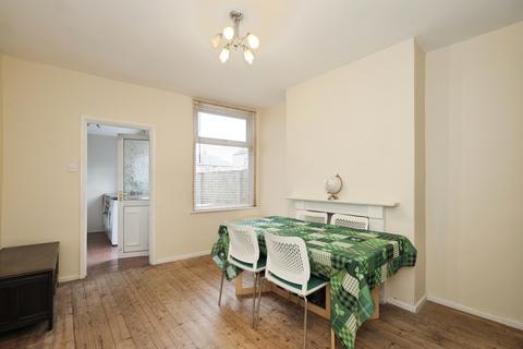 2 bedroom end of terrace house for sale, Trent Road, Nottingham, NG9