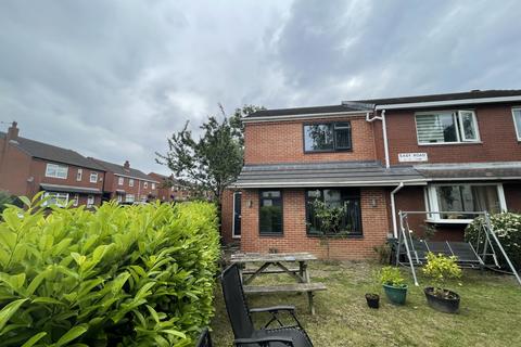 3 bedroom semi-detached house to rent, Easy Road, Richmond Hill, Leeds, West Yorkshire, LS9
