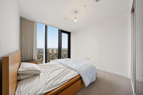 2 bedroom flat to rent, Stratosphere Tower,  Great Eastern Road, London