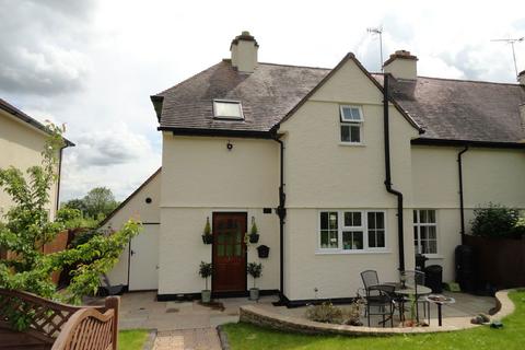 3 bedroom semi-detached house to rent, Rothwell Road, Malvern, WR14 4HX