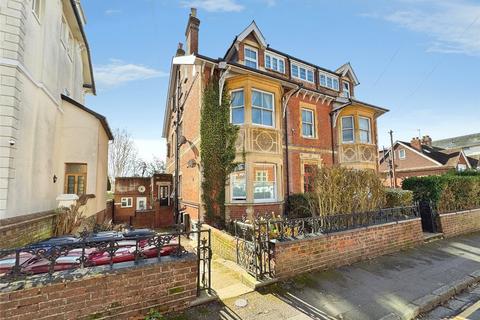 1 bedroom apartment to rent, Milman Road, Berkshire RG2