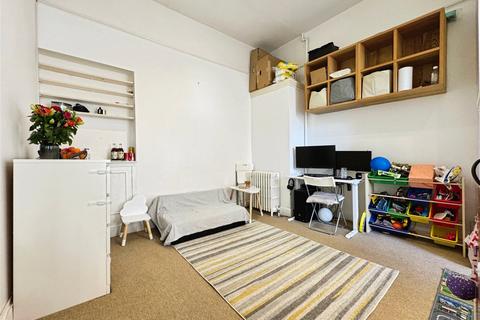 1 bedroom apartment to rent, Milman Road, Berkshire RG2