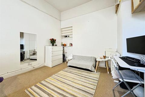 1 bedroom apartment to rent, Milman Road, Berkshire RG2