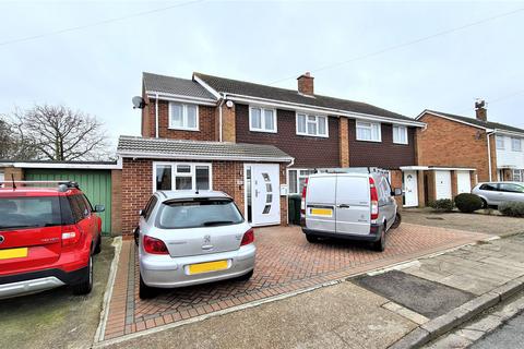 1 bedroom flat to rent, Jordans Close, Stanwell, Staines-upon-Thames
