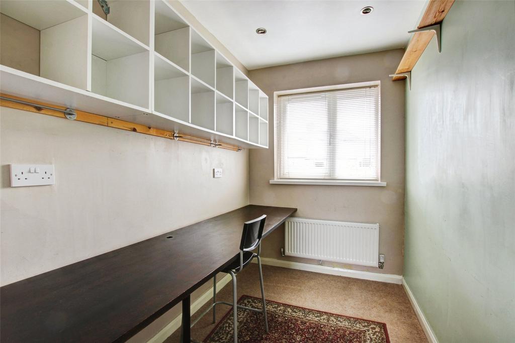 Office/Bedroom 4