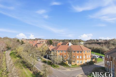 2 bedroom apartment for sale, John William Close, Chafford Hundred, Grays