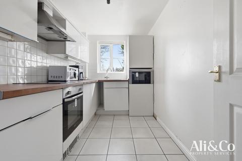 2 bedroom apartment for sale, John William Close, Chafford Hundred, Grays