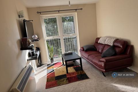 2 bedroom flat to rent, Quarry Avenue, Stoke-On-Trent, ST4
