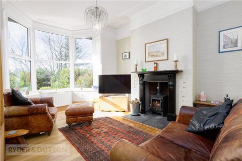3 bedroom terraced house for sale, Huddersfield Road, Lees, Oldham, OL4
