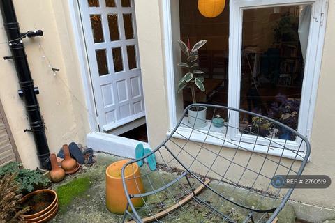 1 bedroom flat to rent, Osbaldeston Road, London, N16