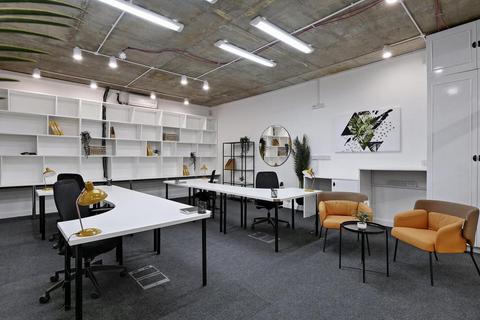 Warehouse to rent, Fountayne Rd London N15 4QL