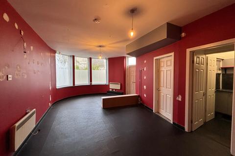 Retail property (high street) to rent, 89 Skene Sq Aberdeen AB25 2UN