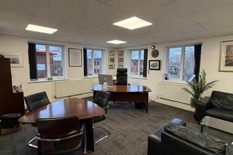 Office to rent, Hanbury Rd Stoke Prior B60 4AD