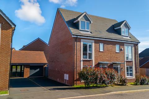 4 bedroom semi-detached house for sale, Newton-Le-Willows WA12
