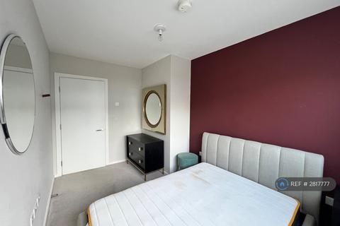 2 bedroom flat to rent, Nugent House, London, E3