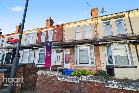 2 bedroom terraced house for sale, Bentley Road, Bentley, Doncaster