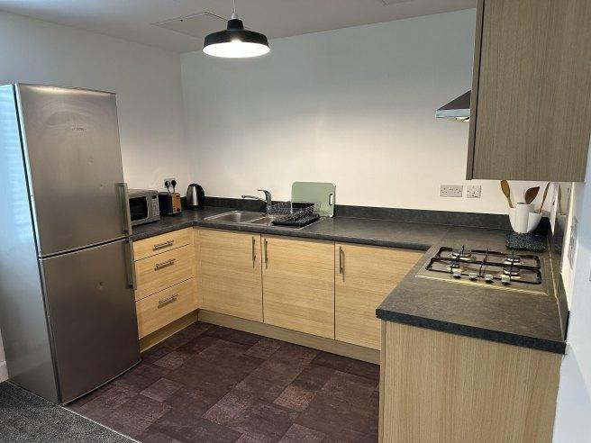 4-dalmeny-way-kt18-7bl-1049493