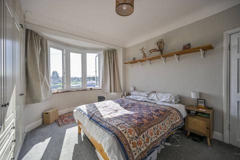 undefined, Nutter Lane, Wanstead, London, E11