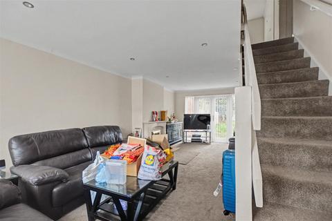 3 bedroom semi-detached house for sale, Farndale Close, Long Eaton