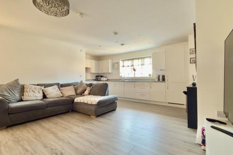 2 bedroom coach house for sale, Worrall Drive, Wouldham ME1
