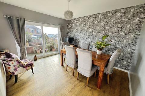 3 bedroom semi-detached house for sale, Park House Walk, Bradford BD12