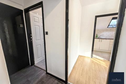 2 bedroom flat for sale, Penrhiwfer Road, Tonyrefail, CF39