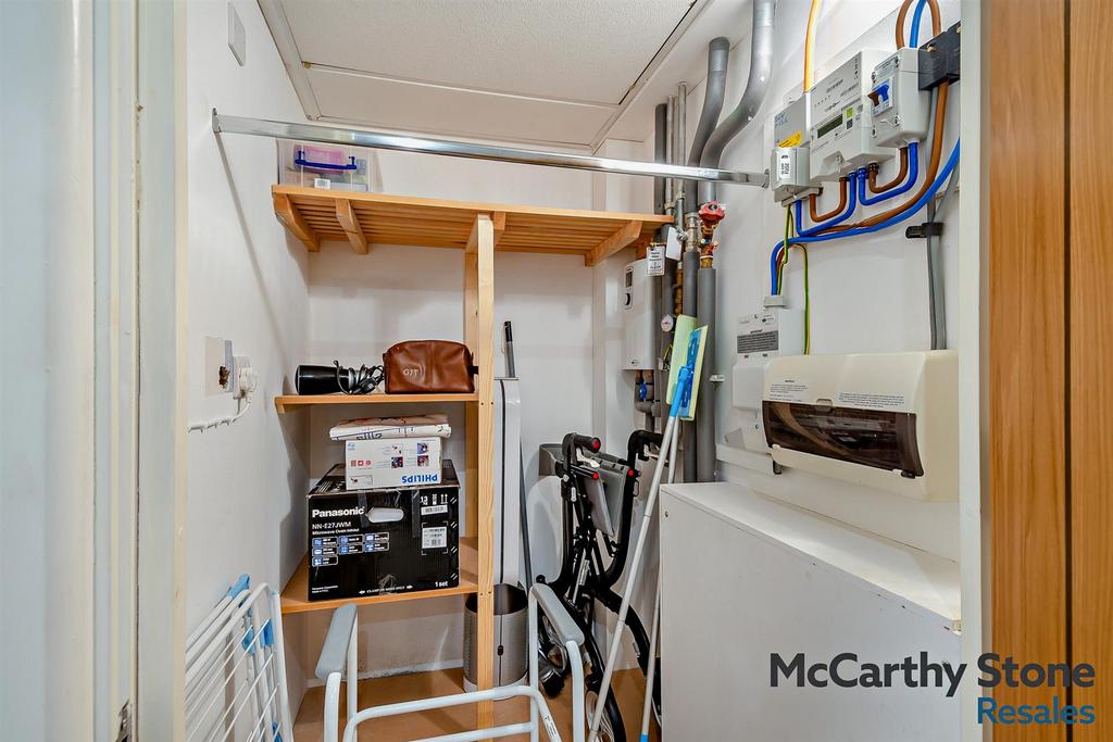 8680482-interior03-800.jpg