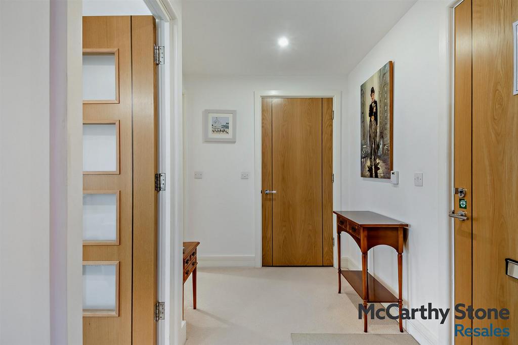 8680482-interior11-800.jpg