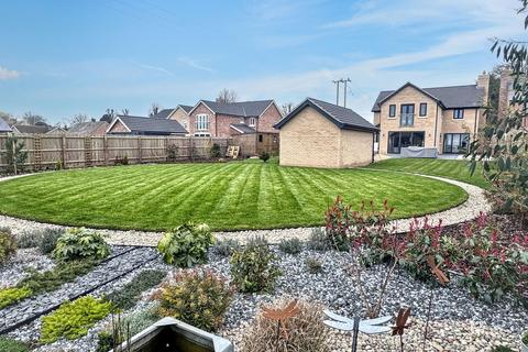 4 bedroom detached house for sale, Church Road, Wicken