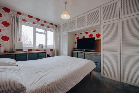 5 bedroom semi-detached house for sale, Rowley Close, Watford, WD19