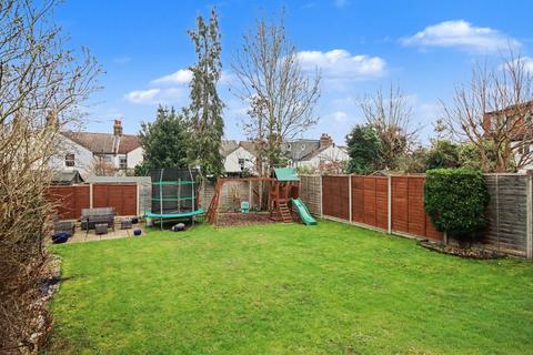 5 bedroom semi-detached house for sale, Rowley Close, Watford, WD19