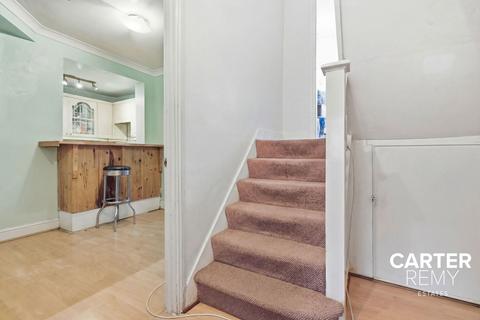 3 bedroom detached house for sale, Edmund Road, Rainham, RM13