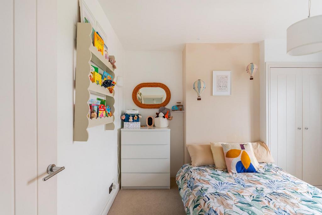 5 T6 RFS - Bedroom D.jpg