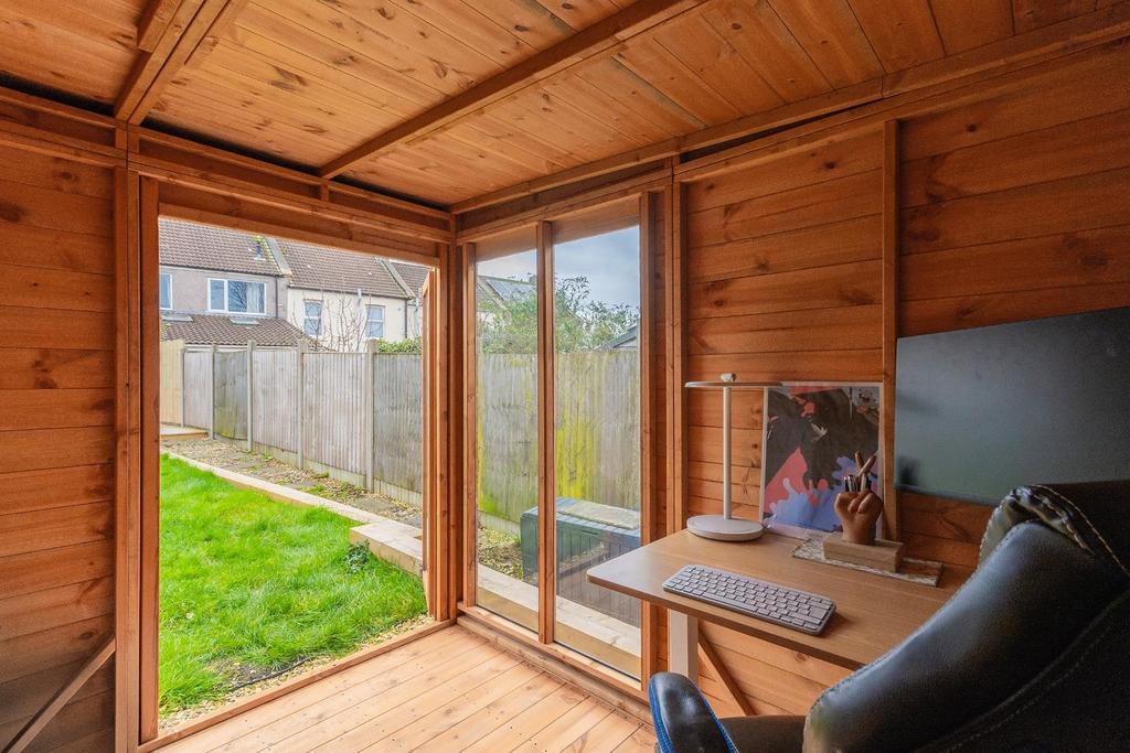5 T6 RFS - Garden Office A.jpg