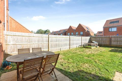 3 bedroom semi-detached house for sale, Skylark Street, BORDON, Hampshire, GU35