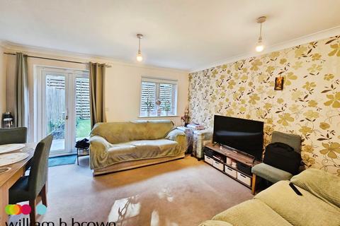 3 bedroom link detached house to rent, Jamestown Close, HARWICH