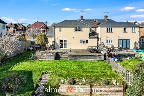 3 bedroom semi-detached house for sale, Broomfield Road, Essex CM1