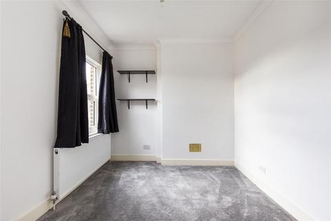 2 bedroom flat for sale, Hawthorn Road, London, N8