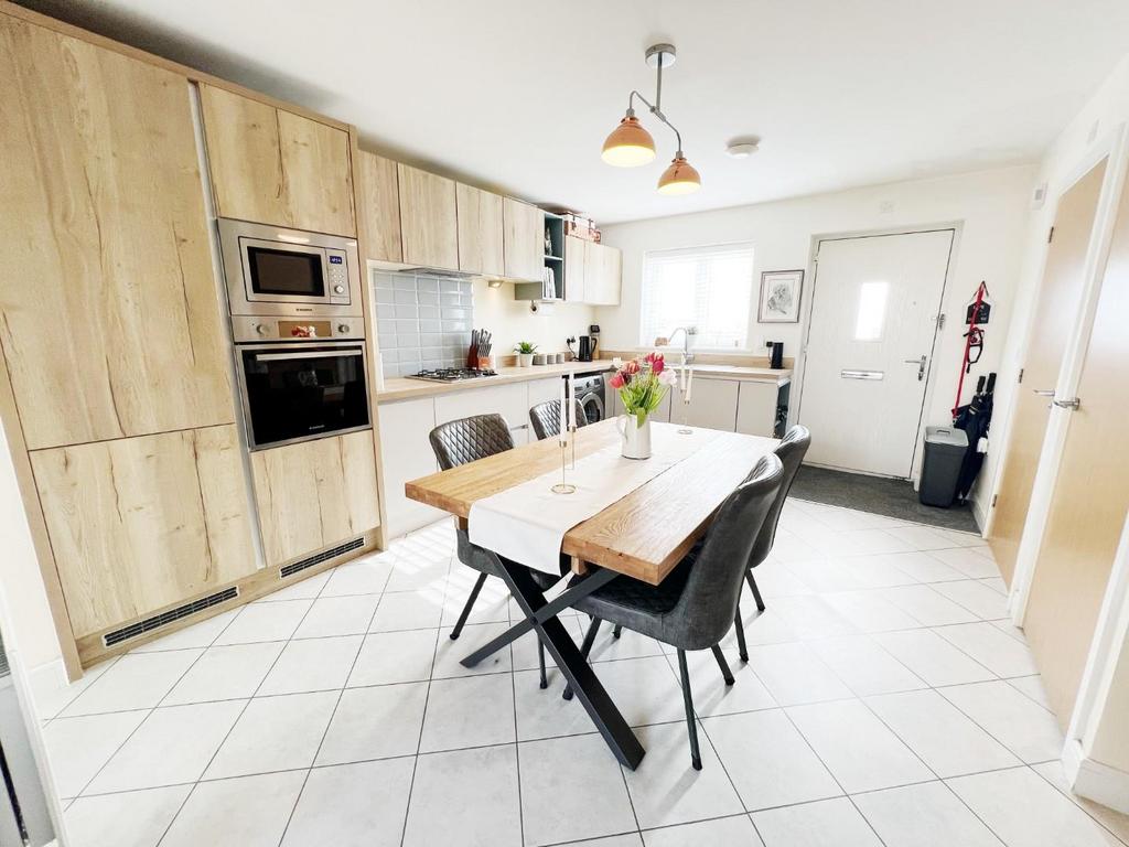Kitchen / Diner