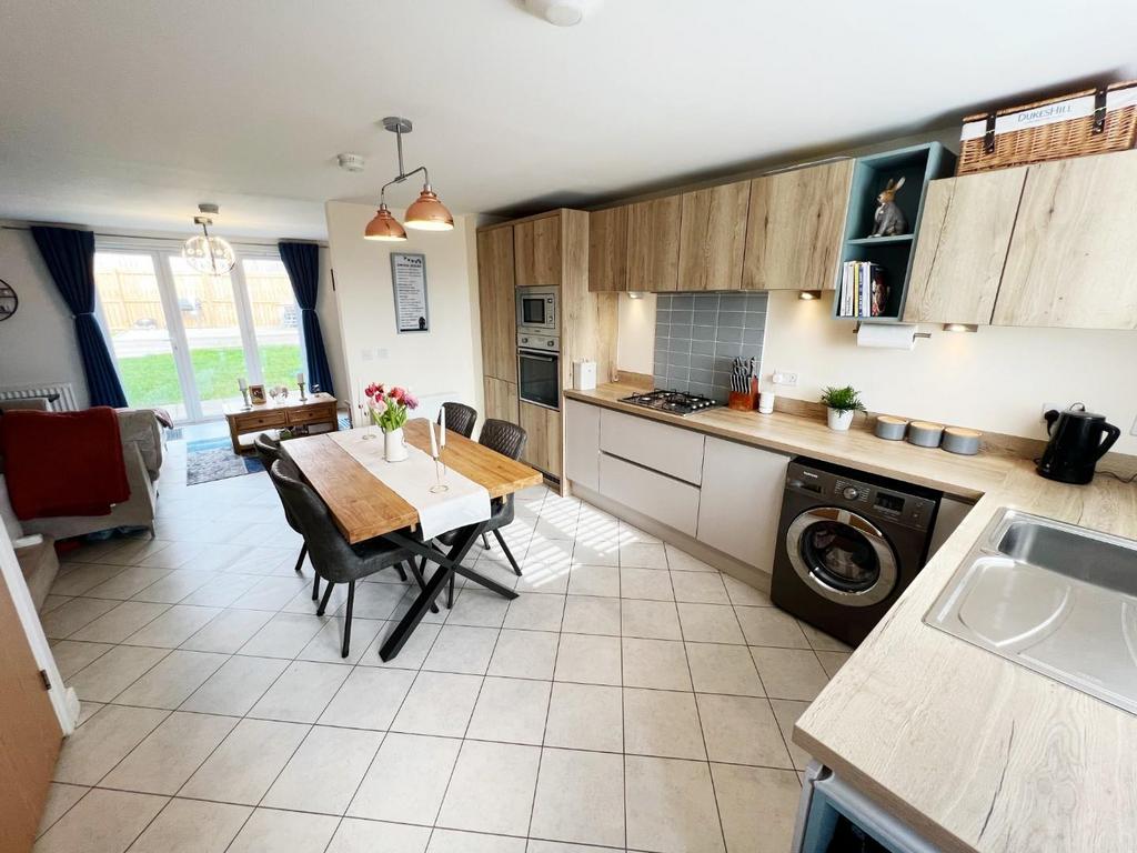 Kitchen / Diner