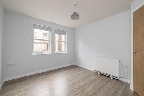 2 bedroom flat to rent, Orwell Terrace, Dalry, Edinburgh
