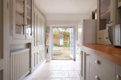 2 bedroom detached house for sale, Clyffe Pypard, Wiltshire SN4