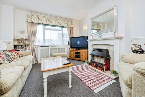 3 bedroom semi-detached house for sale, Putnoe Street, Bedford, Bedfordshire, MK41